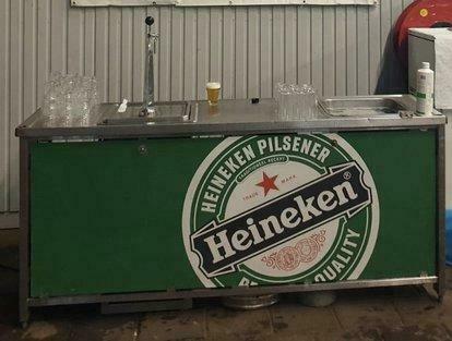 drankenbar met spoelbak, Hobby en Vrije tijd, Feestartikelen | Verhuur, Overige, Gebruikt, Ophalen