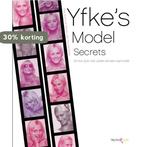 Yfkes Model Secrets 9789049998608 Y. Sturm, Verzenden, Zo goed als nieuw, Y. Sturm