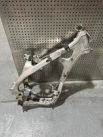 Gebruikt: Frame Yamaha YZ250F 2006-2009 beschikbaar voor biedingen