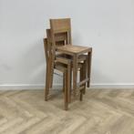 Tweedehands Hutten complete set 3 barkrukken met bartafel,, Ophalen of Verzenden, Gebruikt, Hout