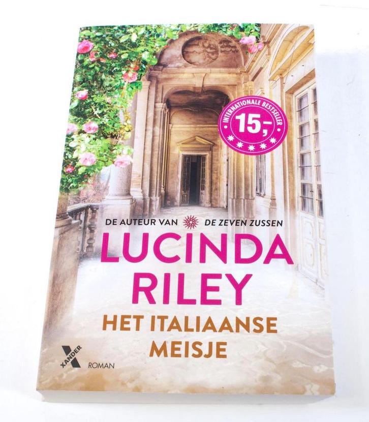 Het Italiaanse meisje 9789401612791 Lucinda Riley, Boeken, Romans, Zo goed als nieuw, Verzenden