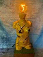 T(INK) Art - Mannequin - Yellow Beauty - lamp -