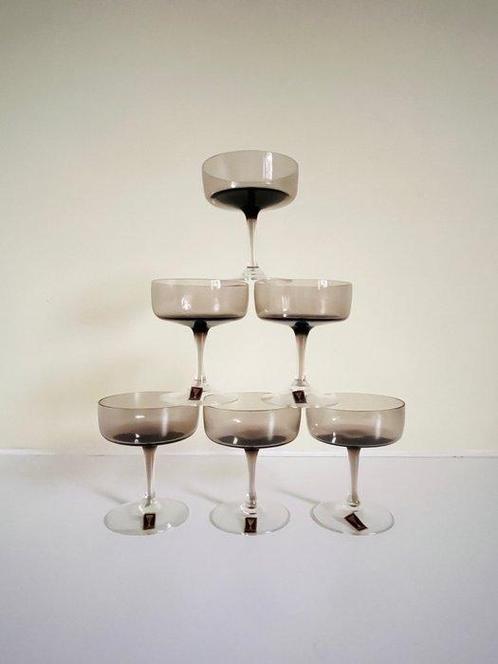 Driburg - Wijnglas - Glas - Een set van elf cocktailglazen, Antiek en Kunst, Kunst | Designobjecten