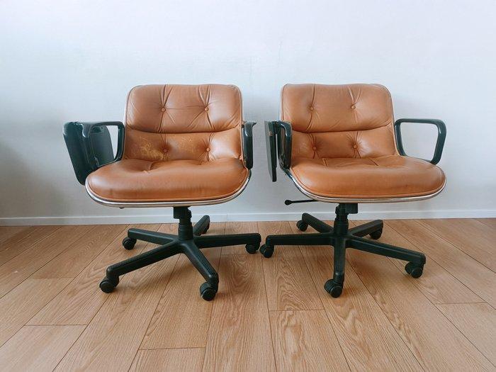 Knoll - Charles Pollock - Stoel (2) - Kalfsleer, Antiek en Kunst, Antiek | Meubels | Stoelen en Banken