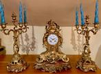 Klok en garnituur set  (3) Lodewijk XVI-stijl - Verguld, Antiek en Kunst, Antiek | Klokken