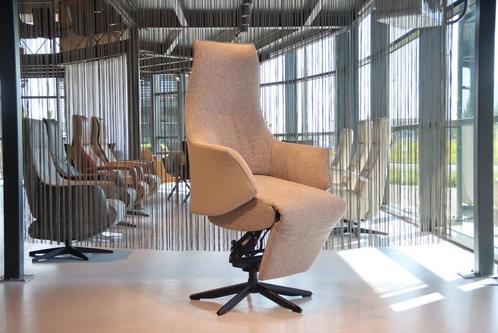 Sta op stoel/Relaxfauteuil leer De Toekomst Twice TWN-164, Huis en Inrichting, Fauteuils, Nieuw, Leer, Stof, Ophalen of Verzenden