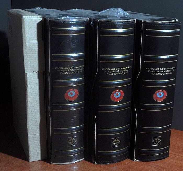 Champagne capsules - 3 Nieuwe Albums voor Champagne capsules, Antiek en Kunst, Antiek | Speelgoed
