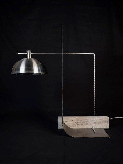 DARK atelier - Lamp - Equo 2.1 - IJzer, Staal, Travertijn, Antiek en Kunst, Kunst | Designobjecten