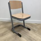 Tweedehands Project schoolstoel (rode stip) zithoogte 39 cm, Ophalen of Verzenden, Gebruikt, Hout, Eén