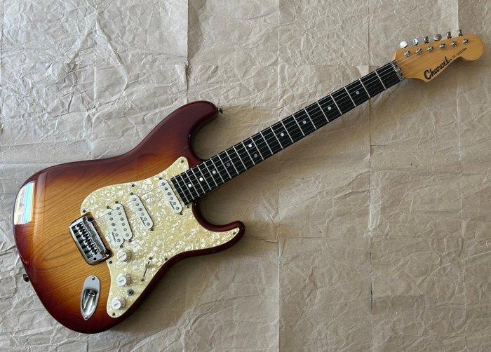 Charvel - ST Custom - - Elektrische gitaar - 1991, Muziek en Instrumenten, Snaarinstrumenten | Gitaren | Akoestisch