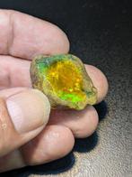 Opaal Kristal - Hoogte: 22 mm - Breedte: 25 mm- 9.64 g - (1)