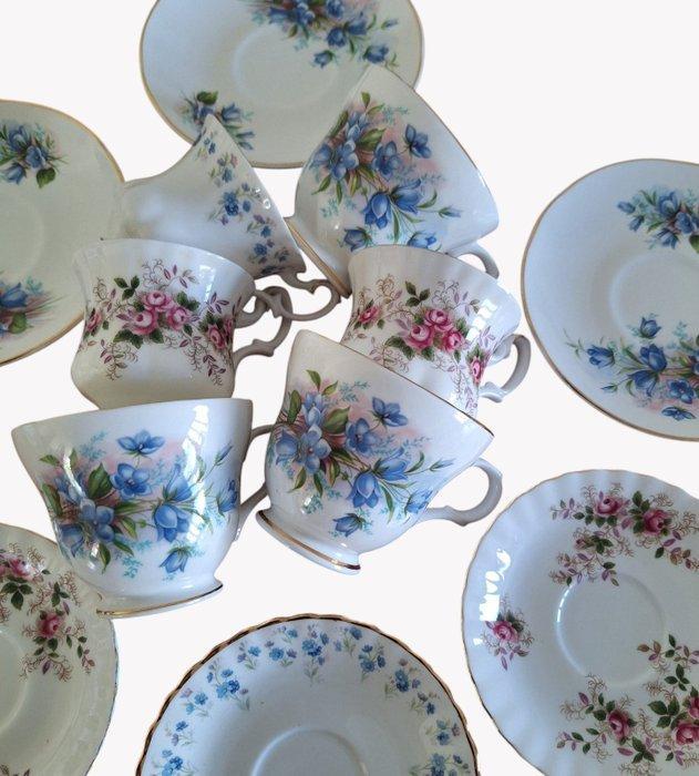 Royal Albert, Crown Trent - Kop en schotel (12) - Memory, Antiek en Kunst, Antiek | Meubels | Tafels
