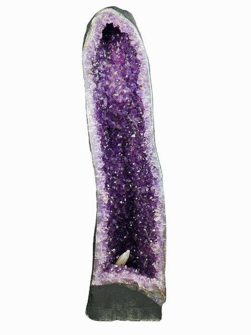 69KG Majestic Amethist Cathedral Geode met Kwartskristal, Verzamelen, Mineralen en Fossielen
