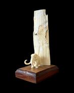 Wolharige mammoet Slagtand - Mammoet Beeld. Gemaakt van