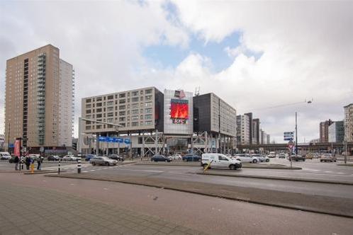 Te Huur 4 Kamer Appartement Zuidplein In Rotterdam, Huizen en Kamers, Huizen te huur, Direct bij eigenaar, Rotterdam, Appartement