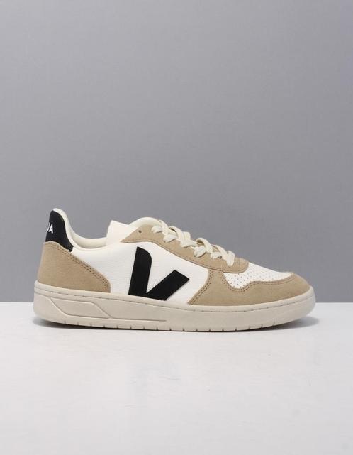 Veja best sale maat 33