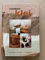 Handboek Klei - Boetseren - Decoreren - Technieken NIEUW, Boeken, Hobby en Vrije tijd, Ophalen of Verzenden, Zo goed als nieuw