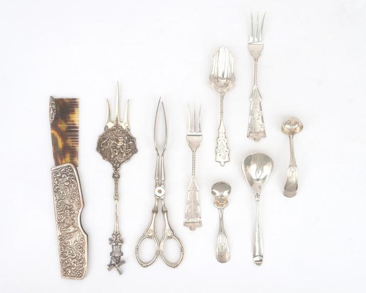 Een kavel 2e gehalte zilverwerk, 20e eeuw, Antiek en Kunst, Antiek | Goud en Zilver