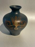 Waarschijnlijk de Distel - Vaas - Aardewerk, circa 1920 -, Antiek en Kunst, Antiek | Glas en Kristal