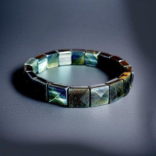 Havik oog. Onbehandelde natuursteen. Gefacetteerde armband,, Verzamelen, Mineralen en Fossielen