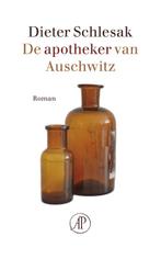 De apotheker van Auschwitz 9789029511544 Dieter Schlesak, Boeken, Verzenden, Zo goed als nieuw, Dieter Schlesak