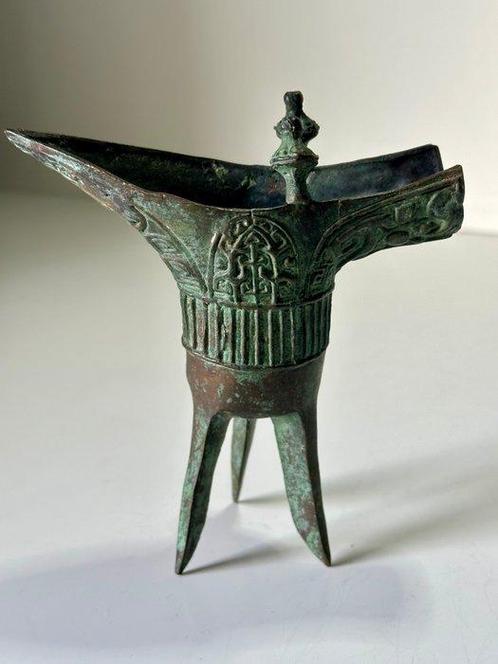 Decoratief ornament - Wijnbeker - China, Antiek en Kunst, Antiek | Meubels | Stoelen en Banken
