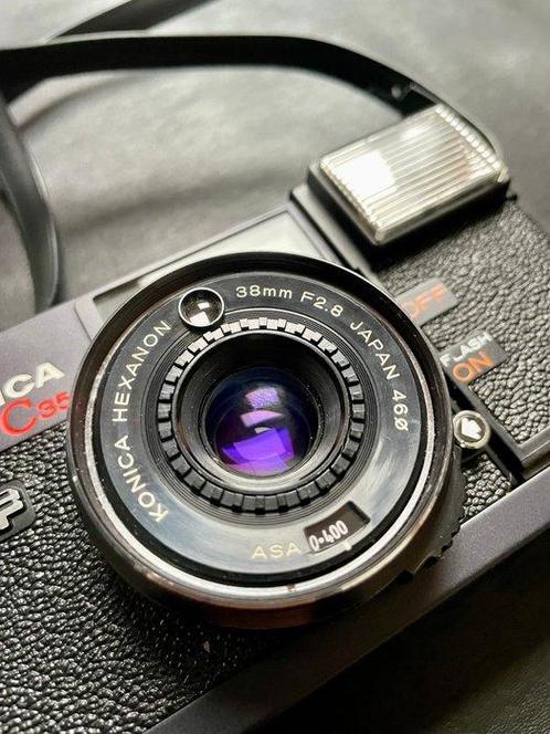 Konica C35 EF met Hexanon lens 38mm F2.8 + 4 filmrolletjes, Audio, Tv en Foto, Fotocamera's Analoog