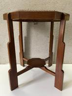 Amsterdamse School - Bijzettafel - Eik, Antiek en Kunst