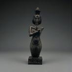 Replica van het oude Egyptisch Standbeeld van koning