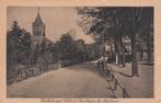 BEEKBERGEN - Hoofdstr. met Kerk te Beekbergen bij Apeldoorn, Verzenden, Gelopen