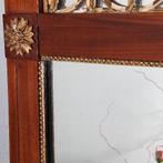 Shouwspiegel in mahonie met goud maaswerk in de kroon 1830, Antiek en Kunst, Antiek | Spiegels, Ophalen of Verzenden