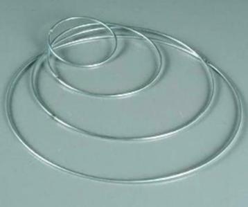 metalen ringen van 5 t/m 50 cm beschikbaar voor biedingen