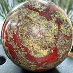 Draakbloed Fijn gepolijste Drakenbloedbol - Hoogte: 10.73 cm, Verzamelen, Mineralen en Fossielen