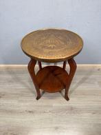 Amsterdamse School rokerstafel met decoratief koperen blad -