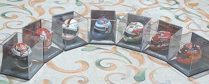 Spark 1:5 - Modelauto (7) - Lotto caschi spark 1:5 ferrari, Hobby en Vrije tijd, Modelauto's | 1:5 tot 1:12