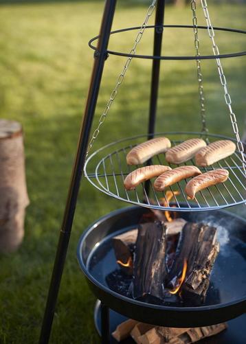 Driepoot vuurschaal met barbecue zwart | Vuurkorf beschikbaar voor biedingen