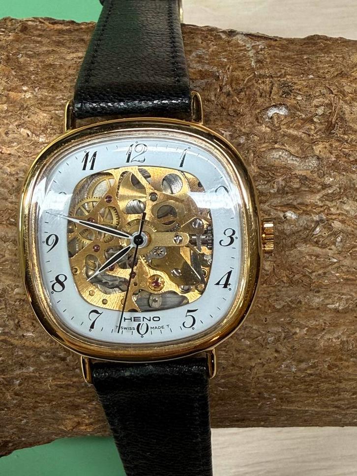 Vintage Heno skeleton horloge | Zwitsers Amida 715S uurwerk, Sieraden, Tassen en Uiterlijk, Horloges | Heren, Polshorloge, Zo goed als nieuw