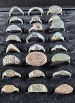 Ancien Roman to Medieval Brons, Lot of 24 Ring (Zonder