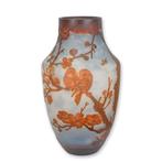A CAMEO GLASS VASE BIRDS IN TREE (Beeldjes - Decoratie), Antiek en Kunst, Verzenden