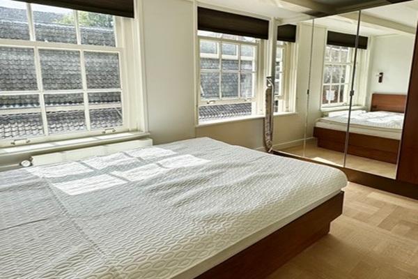 Appartement Sint Luciënsteeg in Amsterdam, Huizen en Kamers, Huizen te huur, Via bemiddelaar, Amsterdam, Appartement