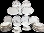 Seltmann Bavaria - Tafelservies voor 12 (44) - Goud,