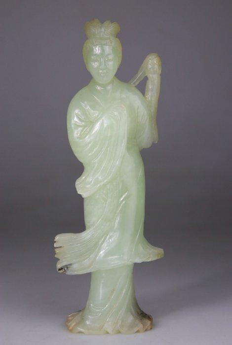 Kwanyin beeldje - voet en hout - Serpentine Celadon Sculptee, Antiek en Kunst, Antiek | Overige Antiek