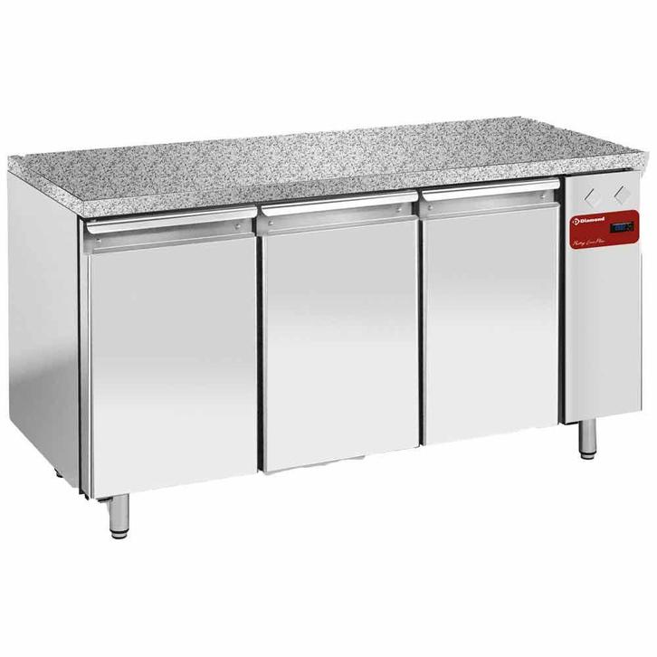 Koeltafel, gevent., 3 deuren EN 600x400 - Top in graniet (zo, Zakelijke goederen, Horeca | Keukenapparatuur, Koelen en Vriezen