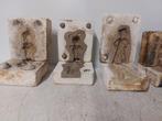 Mal (5) - 5 pieces of very old chocolate moulds or shapes, Antiek en Kunst