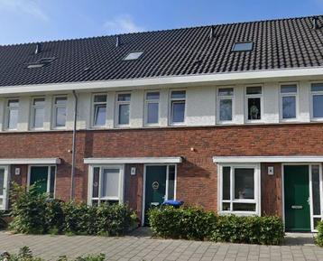 Eengezinswoning, tussenwoning in Eindhoven met 5 kamer(s) beschikbaar voor biedingen