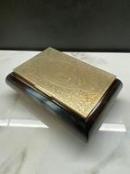Brizzi - Zonder Minimumprijs - Sigarettendoos - Hout,, Nieuw