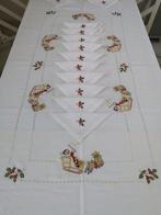 Tovaglia Natalizia in puro lino ricamata a mano 12 posti, Antiek en Kunst, Antiek | Kleden en Textiel