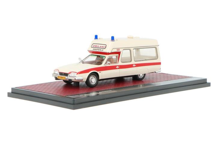 Citroën CX 2000 Visser Ambulance Dinxperlo MX40304-102, Hobby en Vrije tijd, Modelauto's | 1:43, Verzenden
