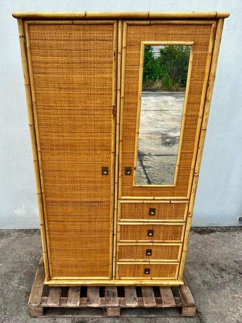Antonio Dal Vera - Kleerkast - Bamboe - Kast in echte riet, Antiek en Kunst, Kunst | Designobjecten