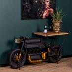 Industriële motor/wijnbar